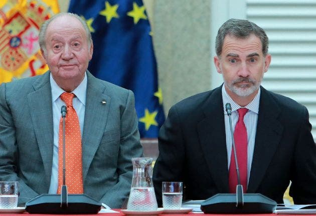 Juan Carlos I Felipe VI Juan Carlos I Felipe VI