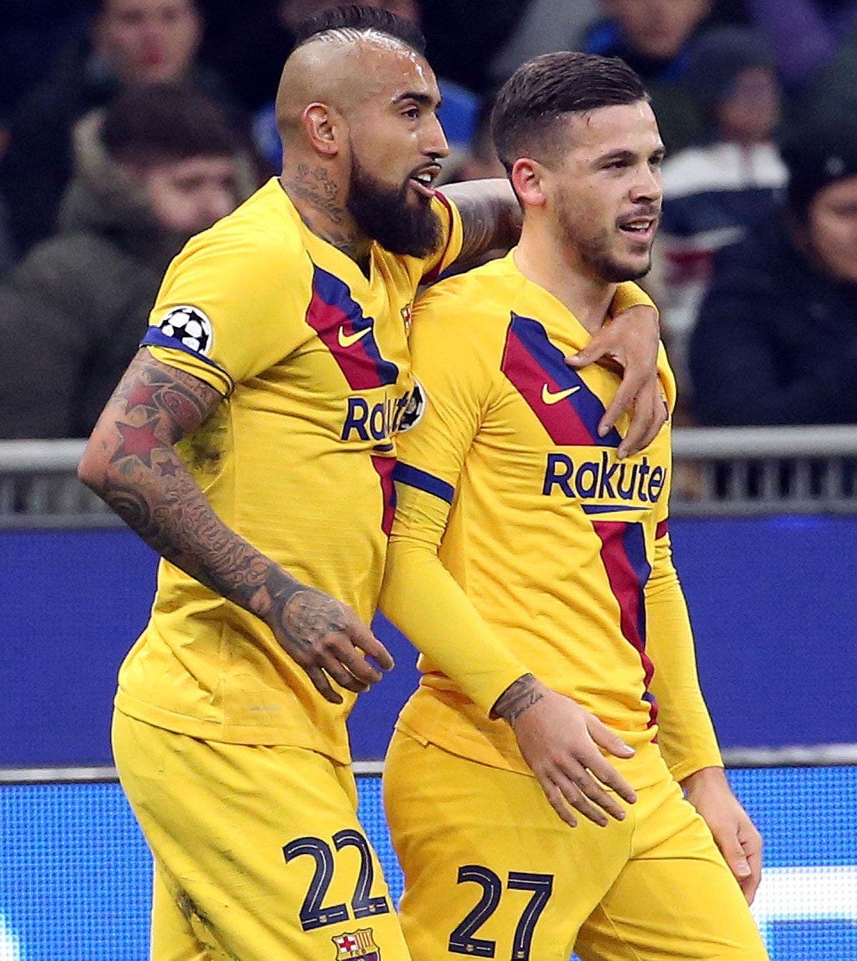 Arturo Vidal y Carles Perez